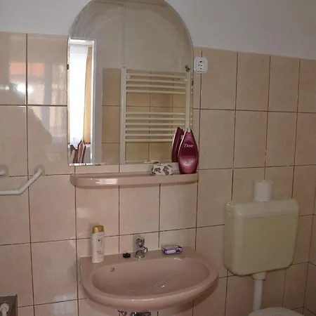 果园套房公寓 Hévíz