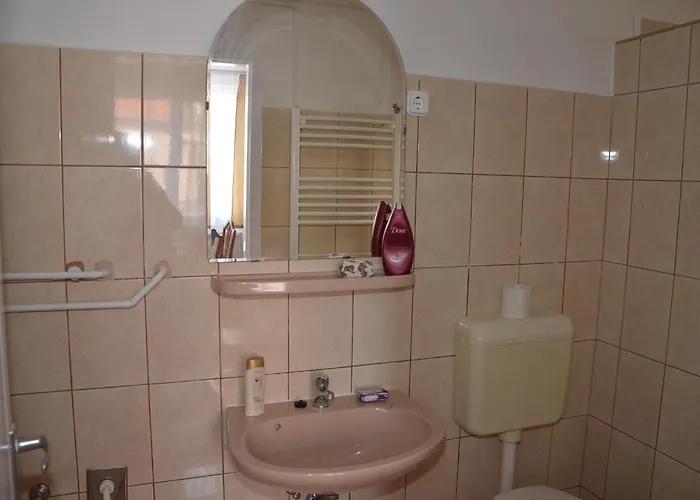 果园套房公寓 Hévíz