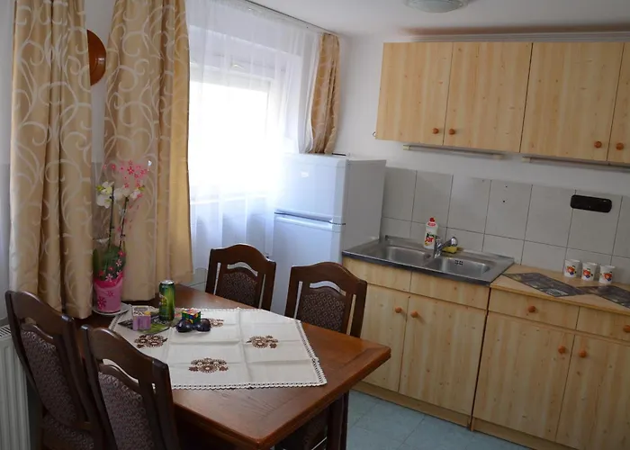 果园套房公寓 Hévíz