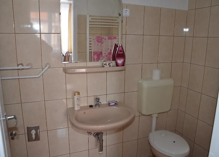 果园套房公寓 Hévíz